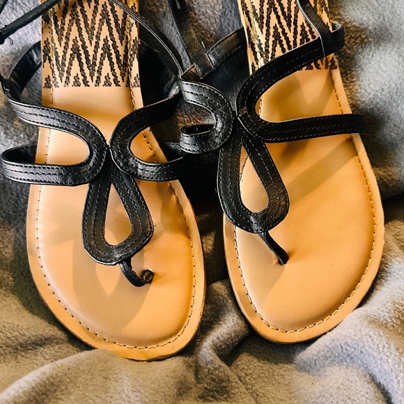 Women’s sandals - Picture 2 of 2